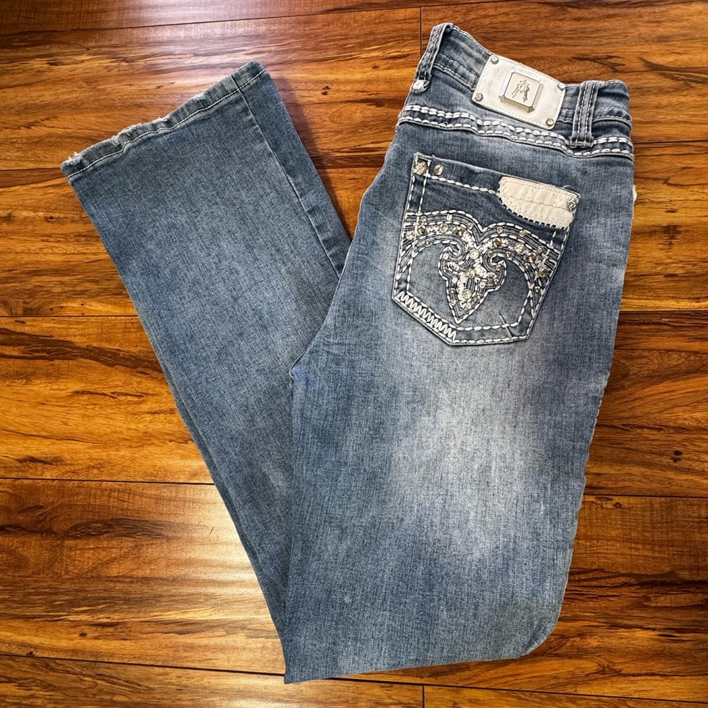 Answer Me Rhinestone Bootcut Jeans Size 32 - Picture 3 of 7